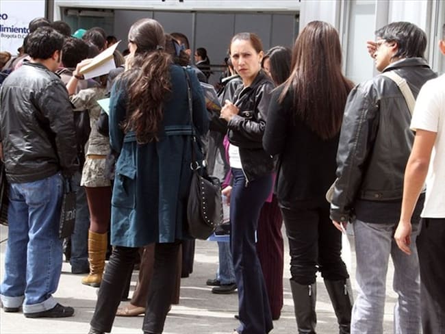 Según el Dane, el desempleo en Colombia aumentó y llegó al 10,8% . Foto: Colprensa