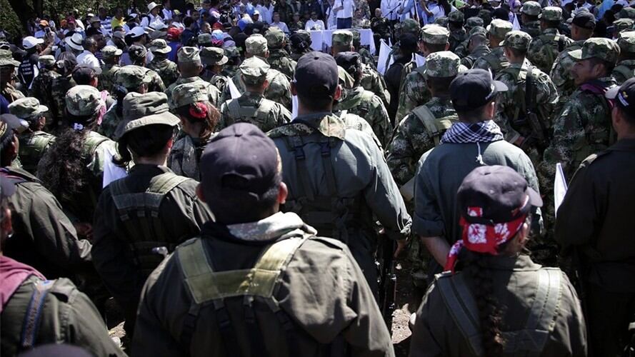 Uno de los sindicatos de la UNP advierte que no solo se está incumpliendo con la contratación de escoltas, sino que se estarían vinculando personas sin experiencia.. Foto: Colprensa