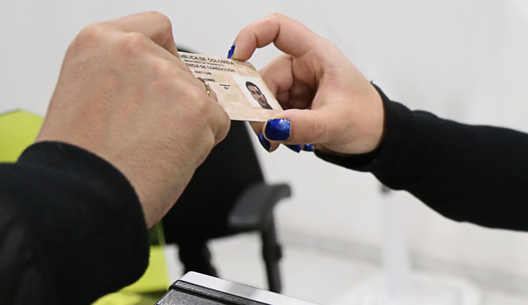 Licencia de conducción.