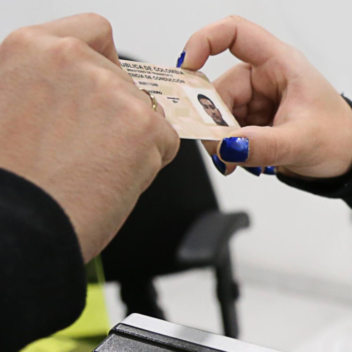Renovación de licencia de conducción en Kennedy: trámites, exámenes y recomendaciones