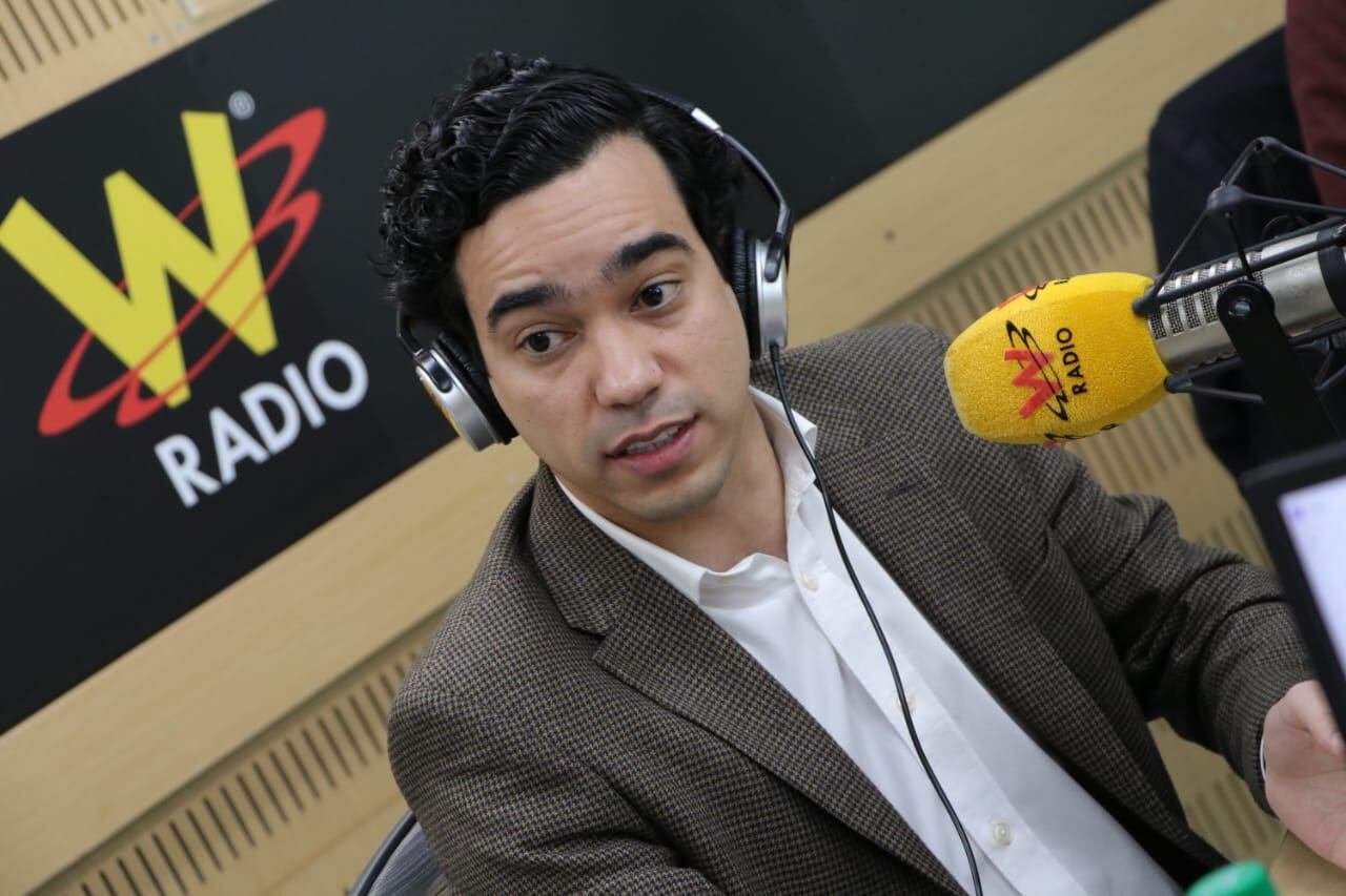 Luis Alberto Rodríguez, exdirector del Departamento Nacional de Planeación, en diálogo con Sigue La W. Foto: Redacción W Radio.