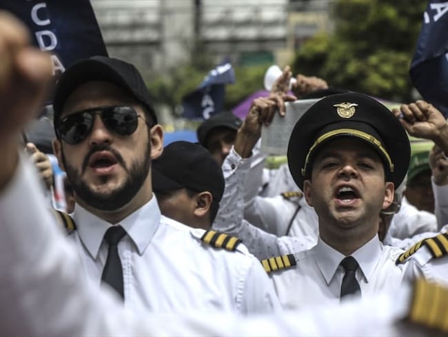 Acdac confirmó que cuatro pilotos despedidos por Avianca, tras presuntamente haber participado en la huelga adelantada por el sindicato en 2017, tendrán que ser reintegrados a la aerolínea. Foto: Getty Images