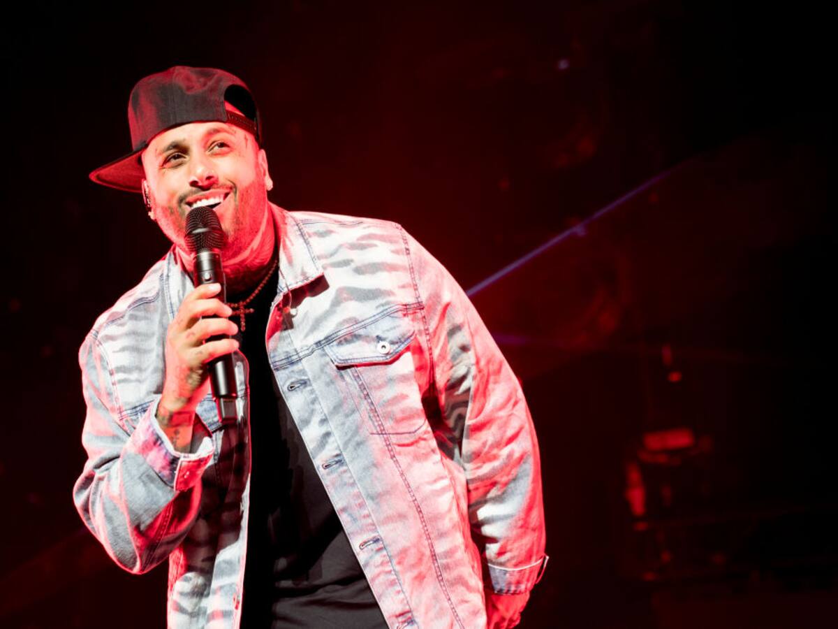 Nicky Jam habla sobre su nuevo sencillo titulado ‘Ojos rojos’, que les habla a las víctimas de maltrato