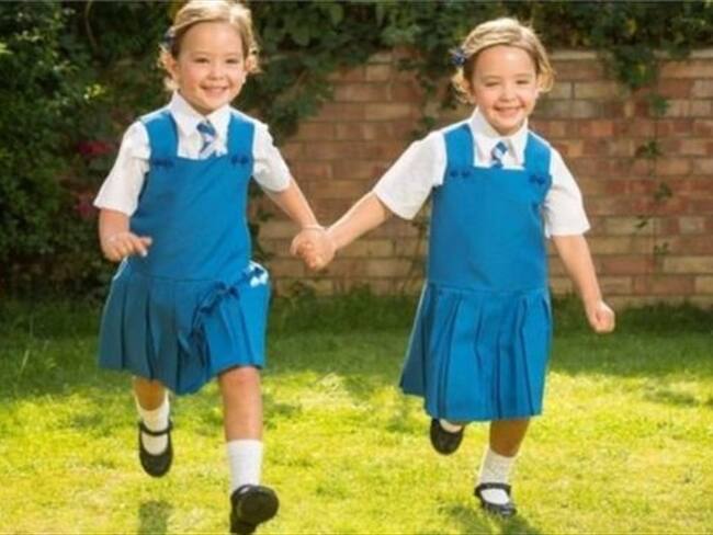 Rosie y Ruby Formosa, listas para empezar la escuela.. Foto: PA
