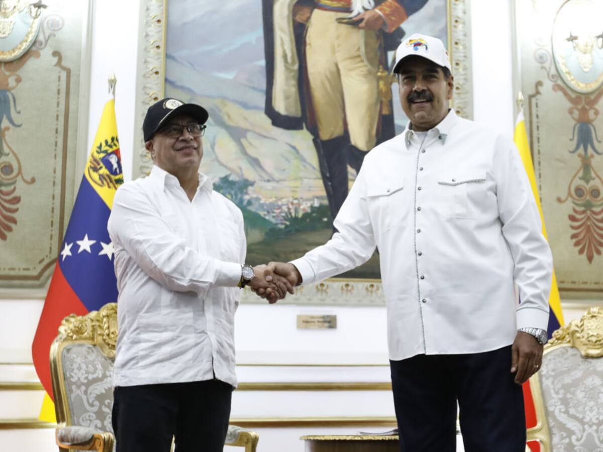 Maduro dice que “respeta” a Petro, pero Colombia “es el epicentro de las conspiraciones”