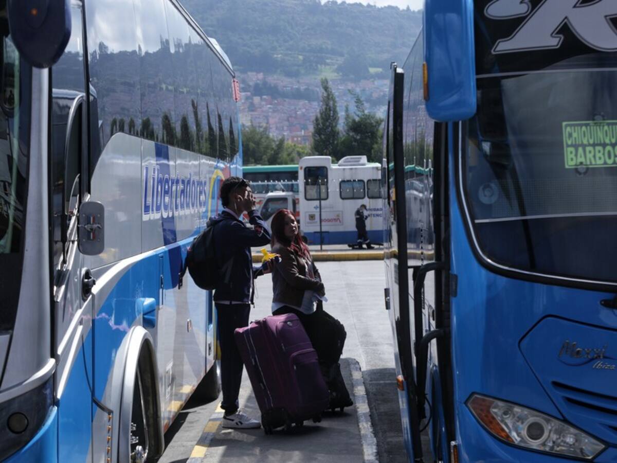 Transportadores de pasajeros por tierra aseguran que sus finanzas están en jaque
