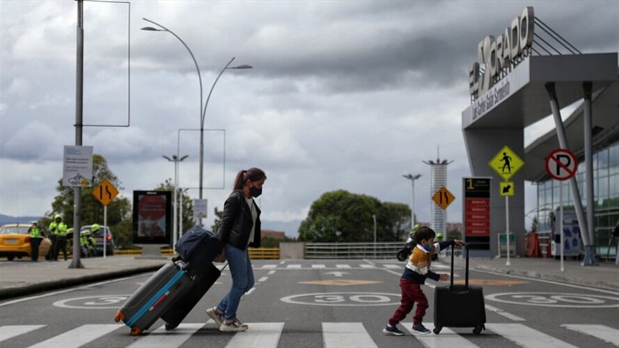 Foto de referencia del Aeropuerto Internacional El Dorado de Bogotá. Foto: Colprensa/Camila Díaz