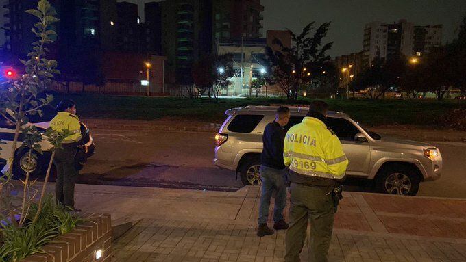 El periodista Julián Martínez, perteneciente al medio La Nueva Prensa, denunció haber sido víctima de un atentado