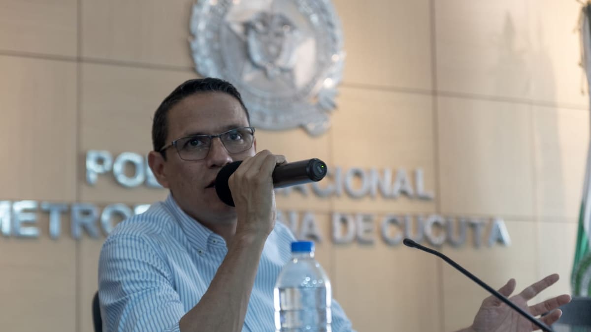 “Son unos cobardes, no les tenemos miedo”: alcalde de Cúcuta tras atentados al comercio