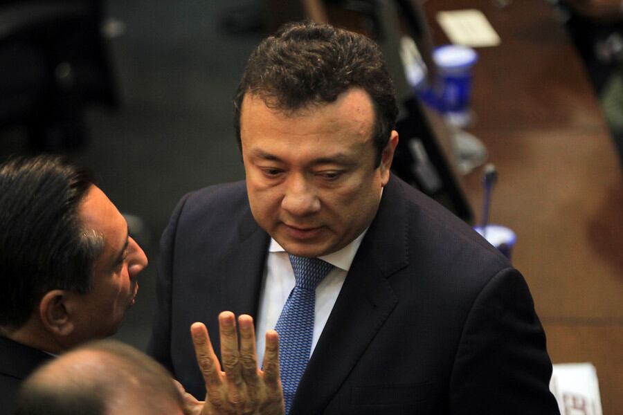 Ya se cumplieron ocho días desde la hospitalización del exsenador Eduardo Pulgar, ocurrida en la fecha en la que iba a ser trasladado desde su lugar de reclusión en el Batallón de Malambo hasta la cárcel La Picota de Bogotá