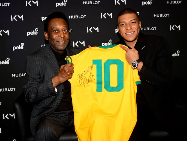 Pelé y Mbappé. Foto: Anthony Ghnassia/Getty Images For Hublot