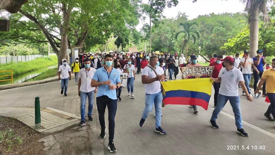 Estudiantes marcharon en paz en la ciudad de Montería. Foto: prensa Alcaldía Montería.