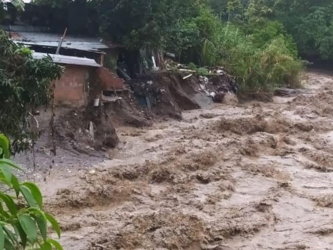 Emergencia en Ibagué por creciente del río Combeima: alcalde anuncia acciones de contención