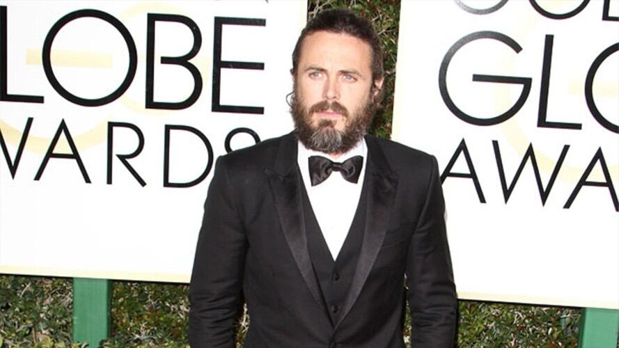 Casey Affleck, en la pasada ceremonia de los Globos de Oro. Foto: Bang Media