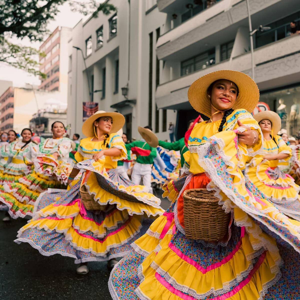 Festival Folclórico colombiano llega a su edición 51 con China como país invitado