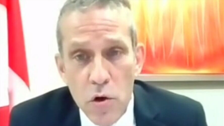 Embajador de Canadá se disgustó por falla en internet. Foto: Twitter de Presidencia de la República