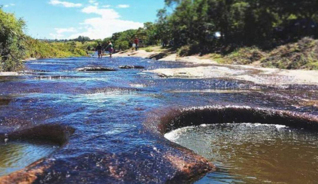 Una persona murió ahogada en Las Gachas en Guadalupe, Santander. Foto: Suministrada.