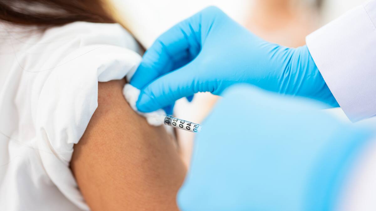 “COVID-19 no se ha ido”: médica colombiana trabaja por vacunación de comunidades apartadas