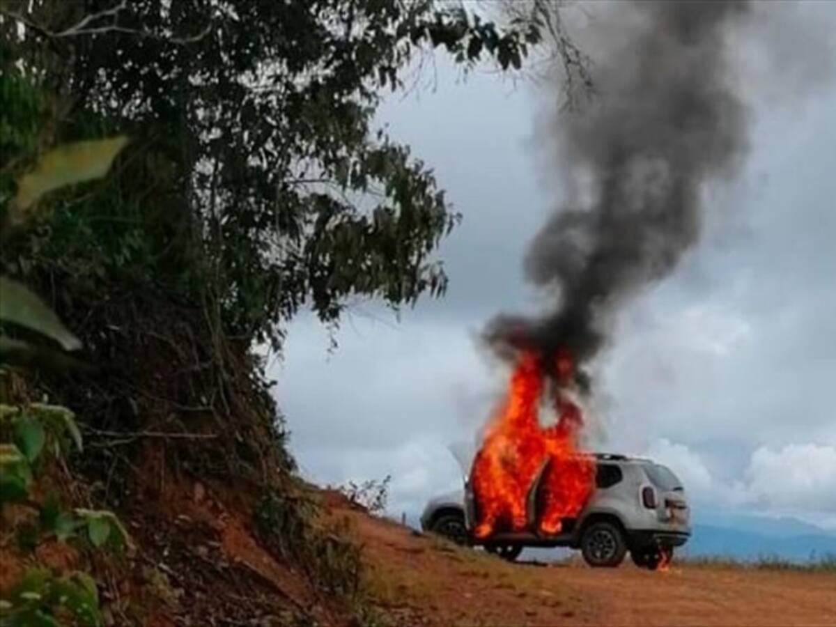 Incineran vehículo de candidato en la zona del Catatumbo