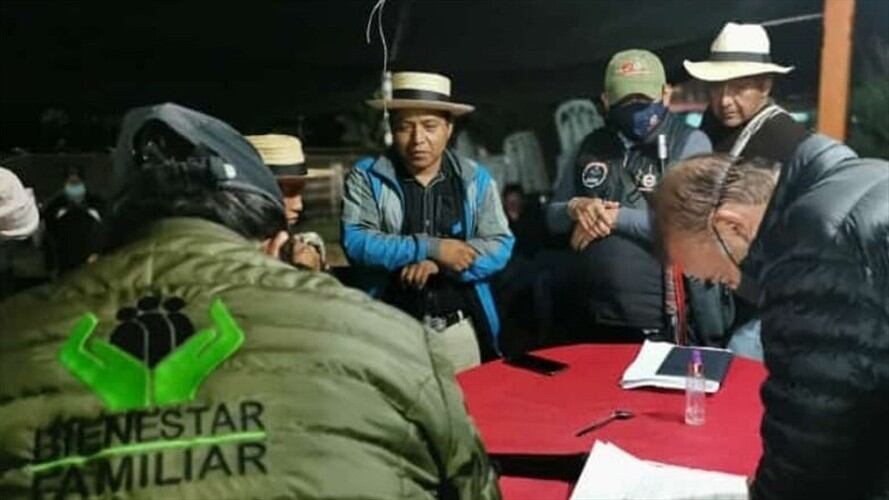 Los delegados del Gobierno Nacional y los líderes indígenas firmaron el acuerdo . Foto: Cortesía Cric