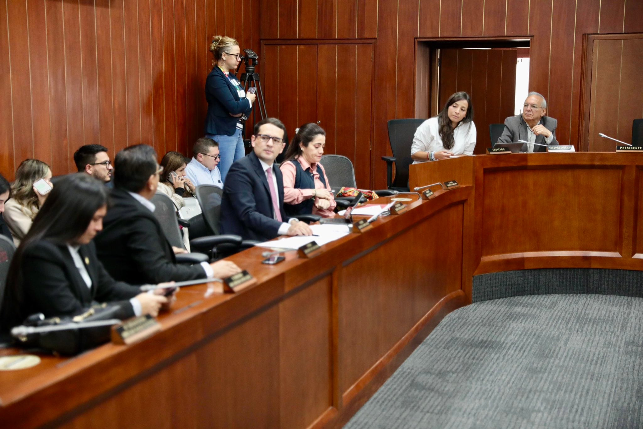 Gobierno y Congreso chocan por monto del Presupuesto: “la proyección no es responsable”