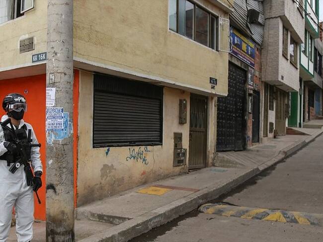 El secretario de Gobierno, Luis Ernesto Gómez, aseguró que han fortalecido los puestos de control en las localidades que hoy iniciaron cuarentena.. Foto: Colprensa