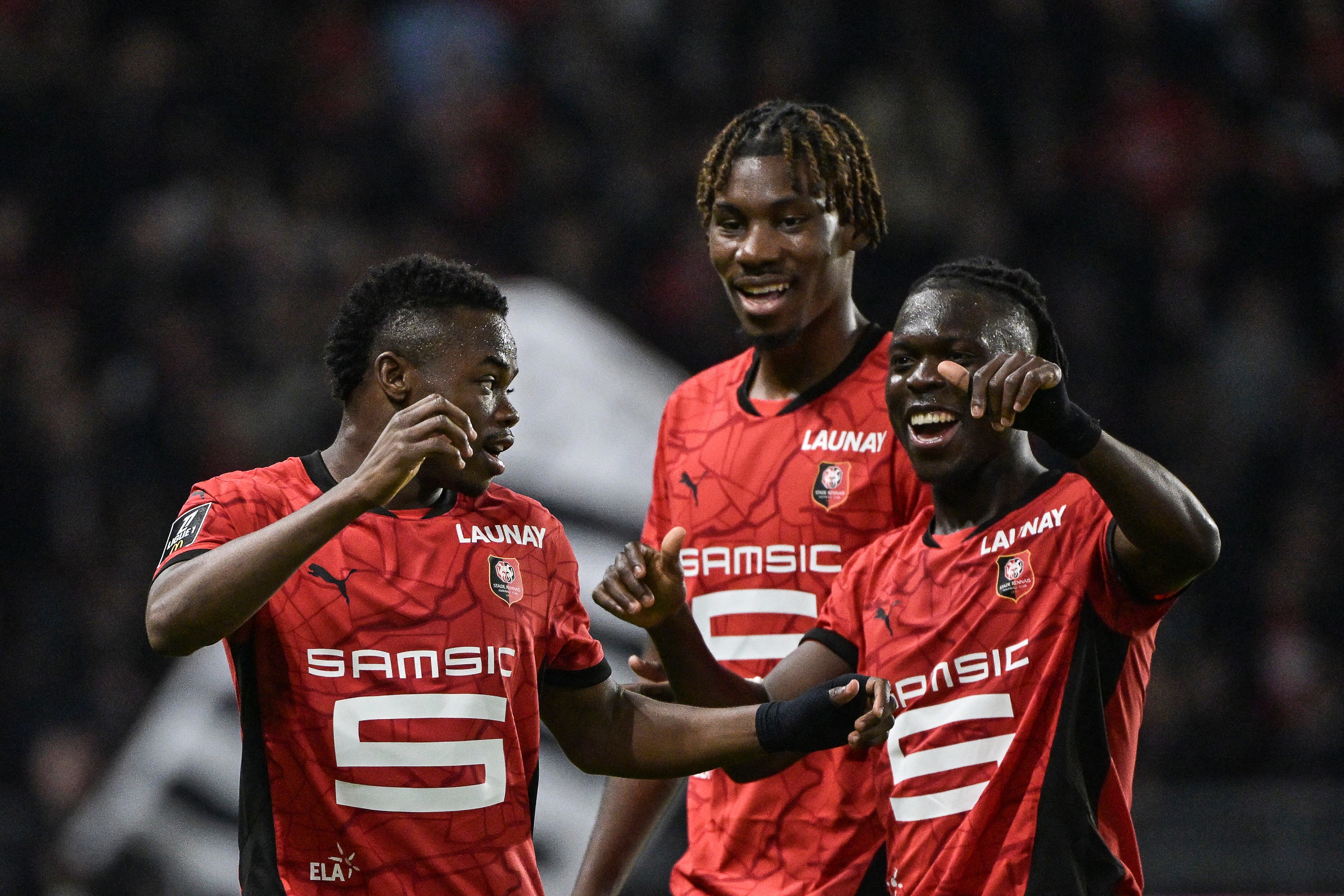 Carlos Andrés Gómez celebra su gol con el Rennes este viernes 25 de octubre. Foto: Getty Images.