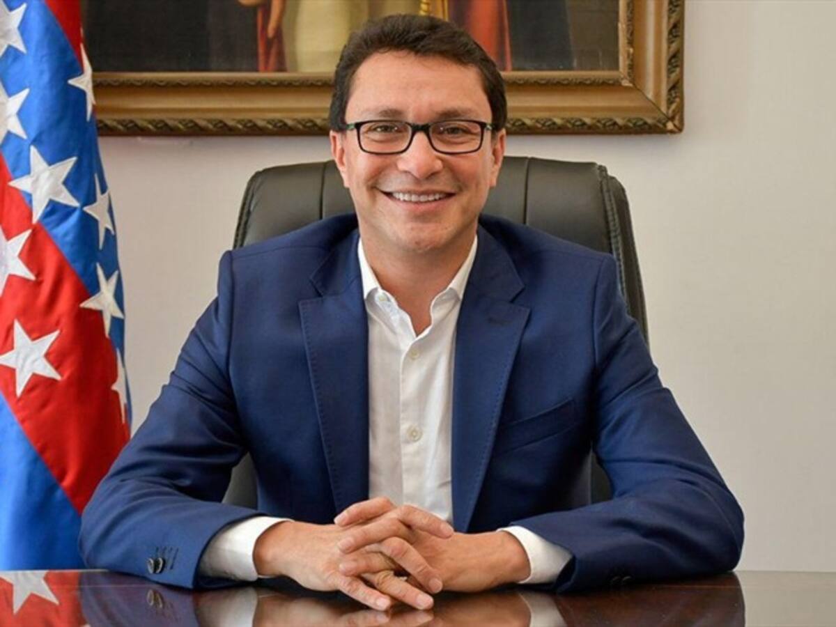 Disidencias del paramilitarismo estarían fraguando atentar contra Carlos Caicedo