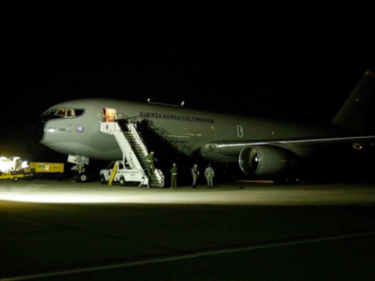 Avión de la FAC viajó rumbo a la India con colombianos y extranjeros a bordo