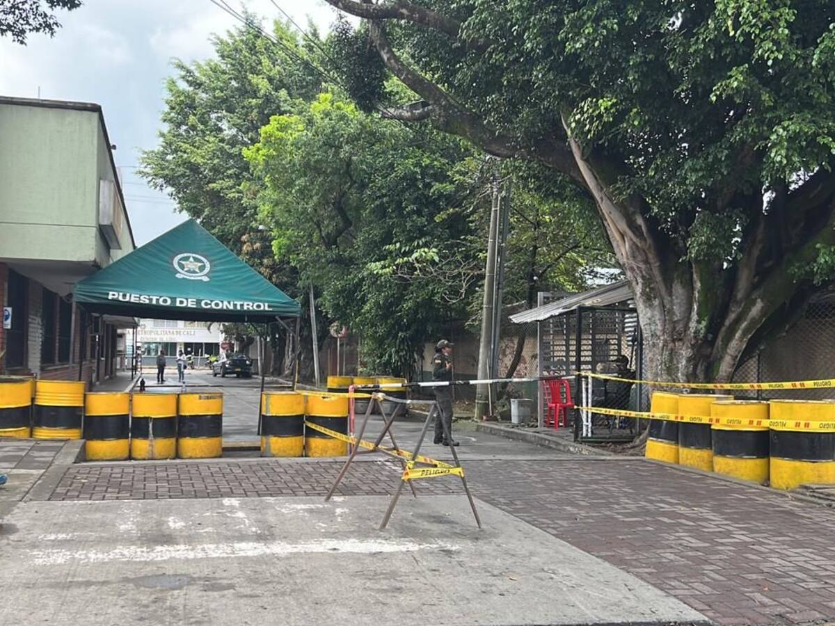 $10 millones de recompensa tras atentado contra estación de Policía en Cali