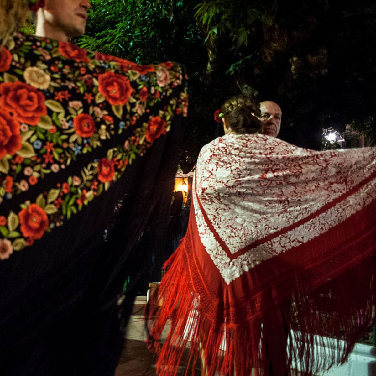 Verónica Durán, la colombiana que brilla con los mantones de Manila de España