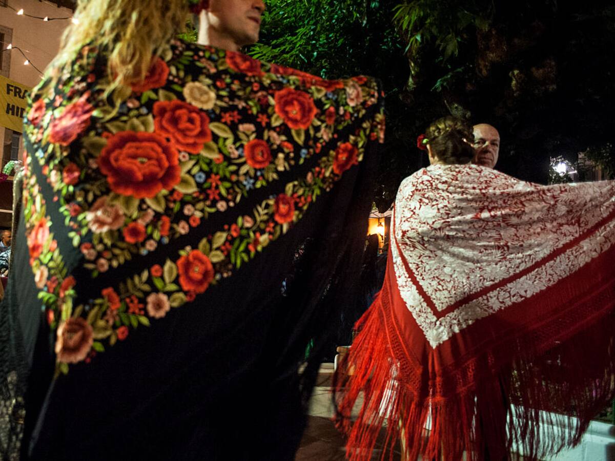 Verónica Durán, la colombiana que brilla con los mantones de Manila de España