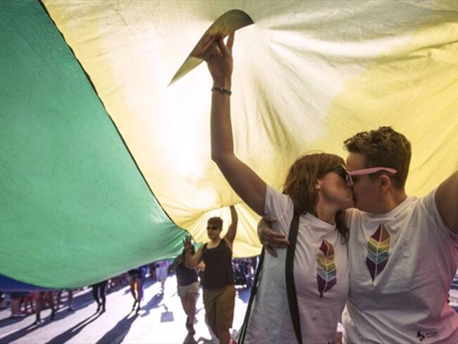 España conmemora 10 años de aprobación del matrimonio entre parejas del mismo sexo. Foto: Agencia EFE