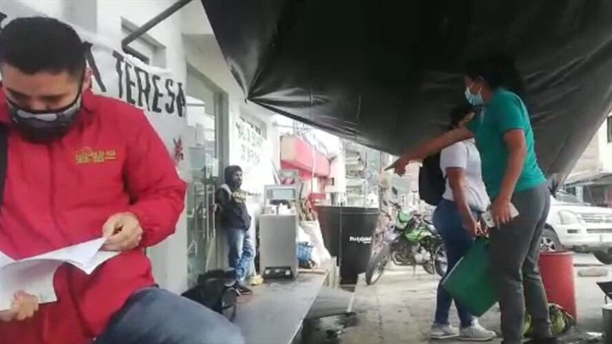 Los campesinos se tomaron de manera pacífica las instalaciones de la Alcaldía Municipal . Foto: Cortesía