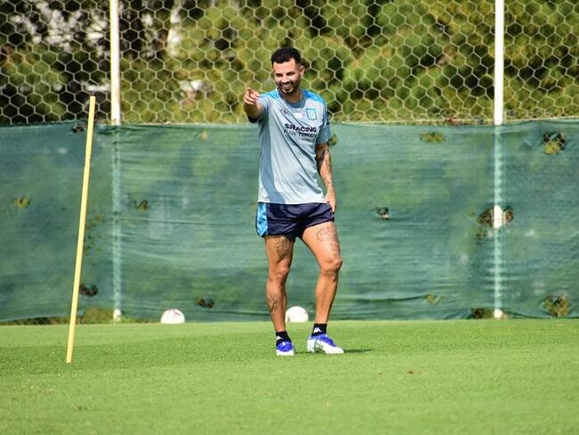 Edwin Cardona en entrenamiento con el Racing de Argentina. Foto de Instagram: @e.cardona10