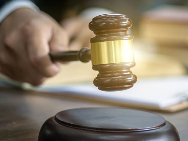 Tumban orden de arresto contra Mindefensa y director de la Policía. Foto: Getty Images