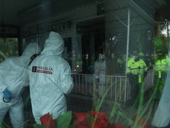 Inspección del CAI Villa Luz por parte del CTI. Foto: Colprensa.