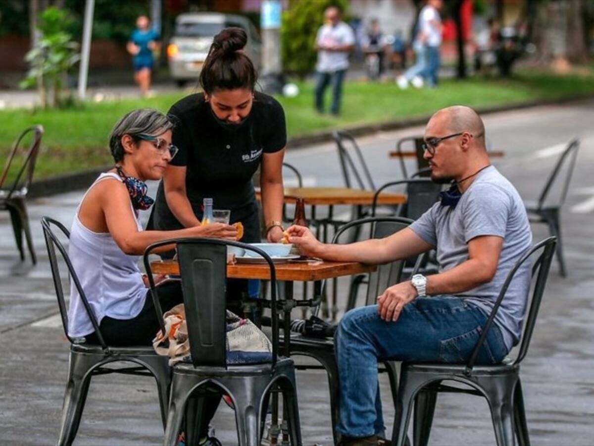 Cali levanta el toque de queda y la ley seca