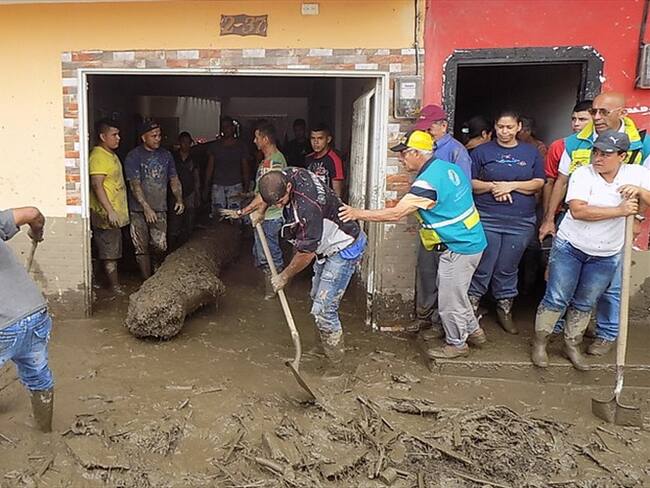 A cinco subió la cifra de personas fallecidas luego de la avalancha registrada en el municipio de Corinto, Cauca, por el desbordamiento del río La Paila. Foto: Colprensa