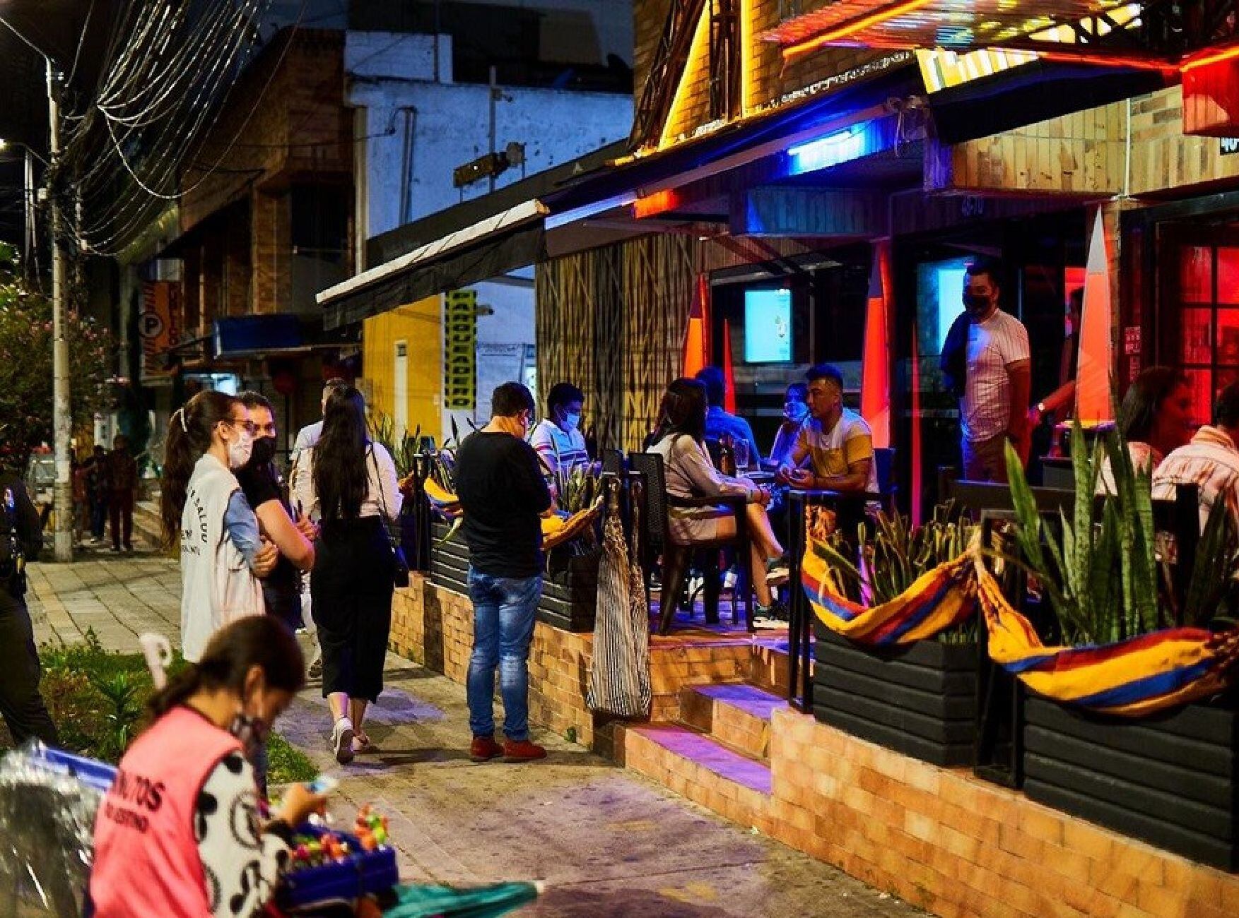 bares/ suministrada.