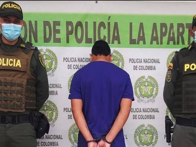 Capturan a hombre que habría golpeado a mujer en un motel en Córdoba. Foto: Policía.