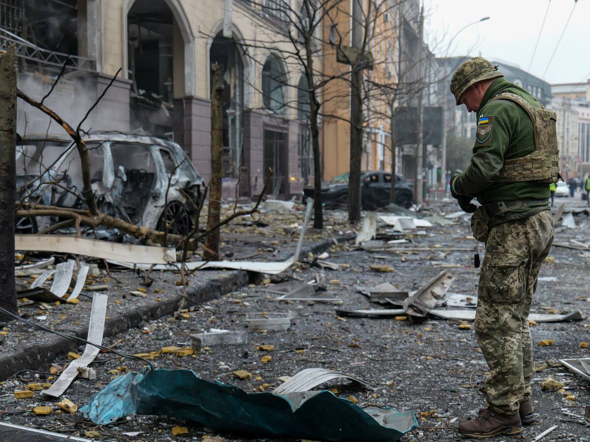 Kiev amanece entre explosiones por un ataque ruso que causó al menos una muerte