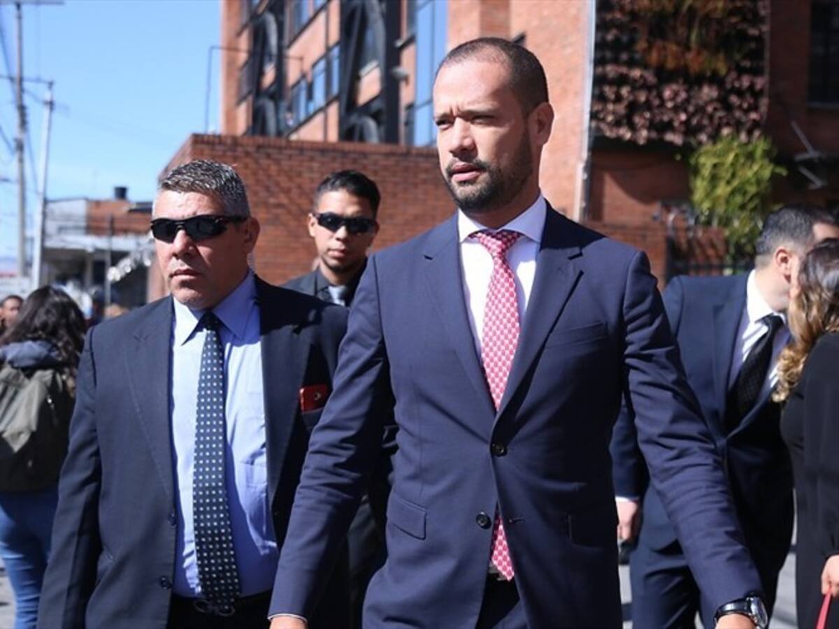 Diego Cadena fue llamado a juicio en proceso por presunta manipulación de testigos