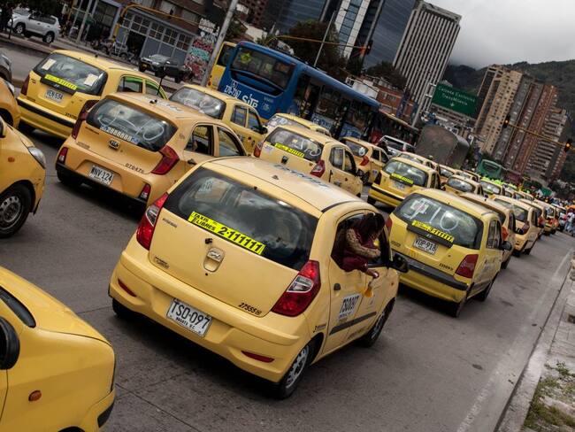 Taxistas de Colombia protestando por las calles // Foto: Getty Images