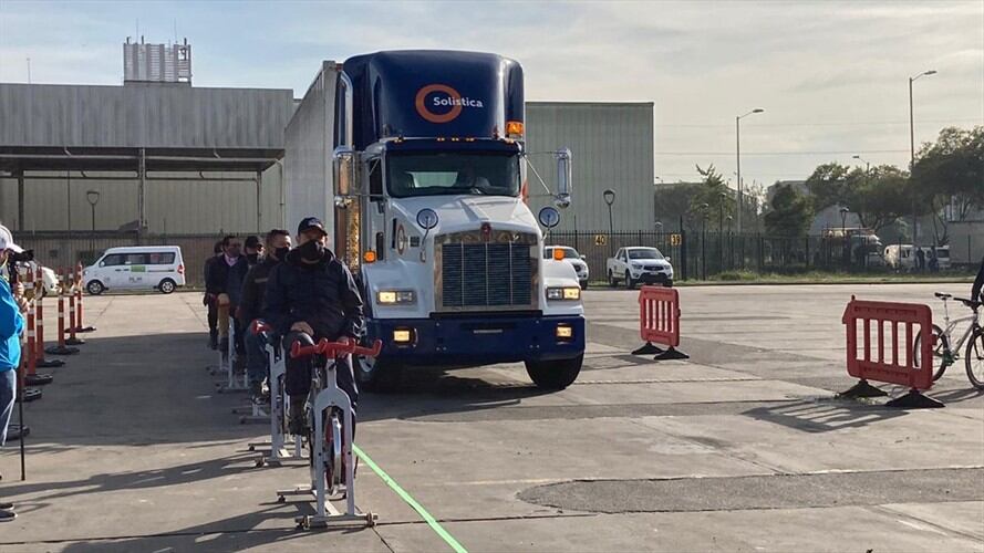 En el 72% de las fatalidades de ciclistas en medio de accidentes de tránsito en el 2019 estuvieron involucrados vehículos de carga o de gran tamaño. Foto: Cortesía