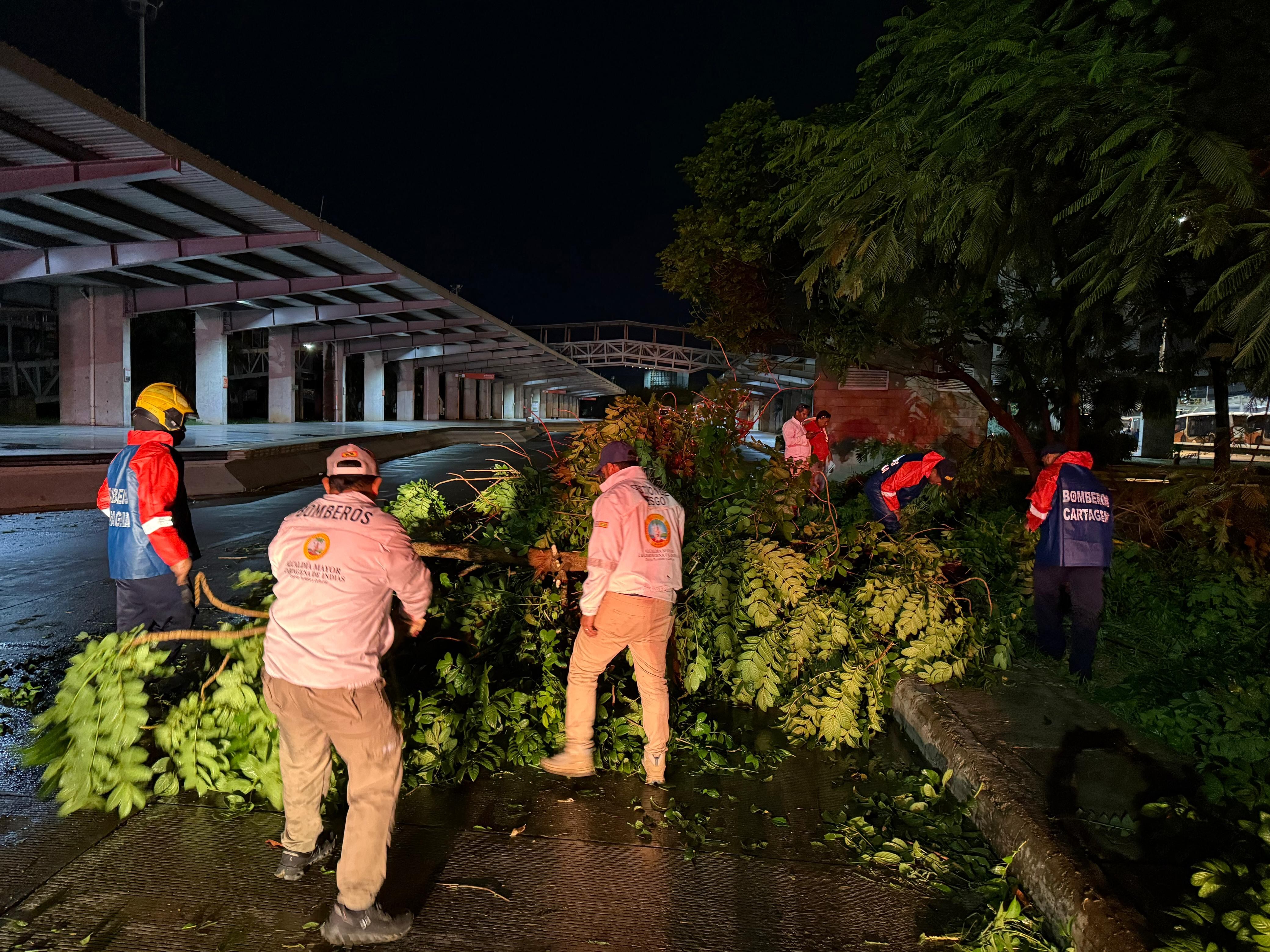 Más de 80 emergencias fueron atendidas por las autoridades en Cartagena tras fuerte aguacero. Foto: Alcaldía de Cartagena.
