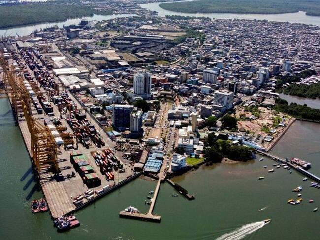 El ex vicepresidente Germán Vargas Lleras hizo duras críticas contra el Gobierno por un acuerdo con el Comité del Paro para habilitar corredores humanitarios en Buenaventura. Foto: Getty Images / LUIS ROBAYO