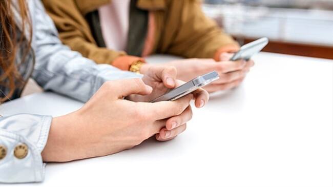 ¿Qué es el phubbing y por qué está afectando todas las relaciones sociales en el mundo?. Foto: Getty Images