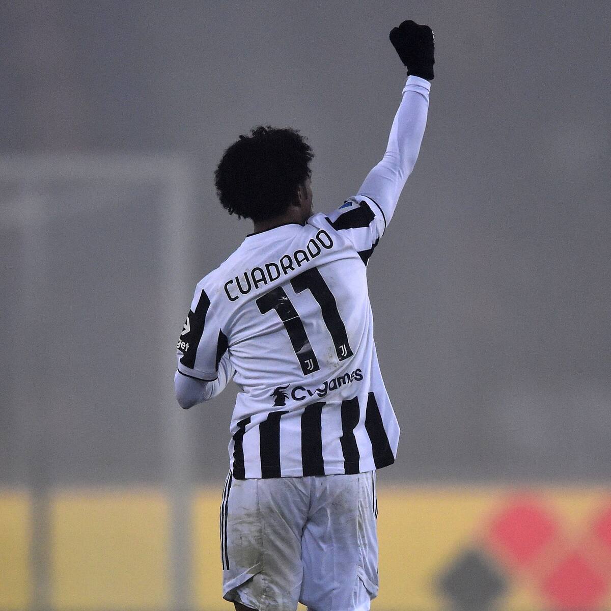 Golazo de Juan Guillermo Cuadrado selló la victoria de Juventus frente a Bologna