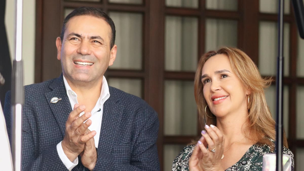 Gobernador de Santander denuncia amenazas por una circular que prohíbe alimentar animales